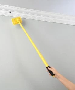 TVTimeDirect Houseware Bug It 28" Extended Reach Pest Trap Insect Remover Wand With 20 Extra Adhesive Pads